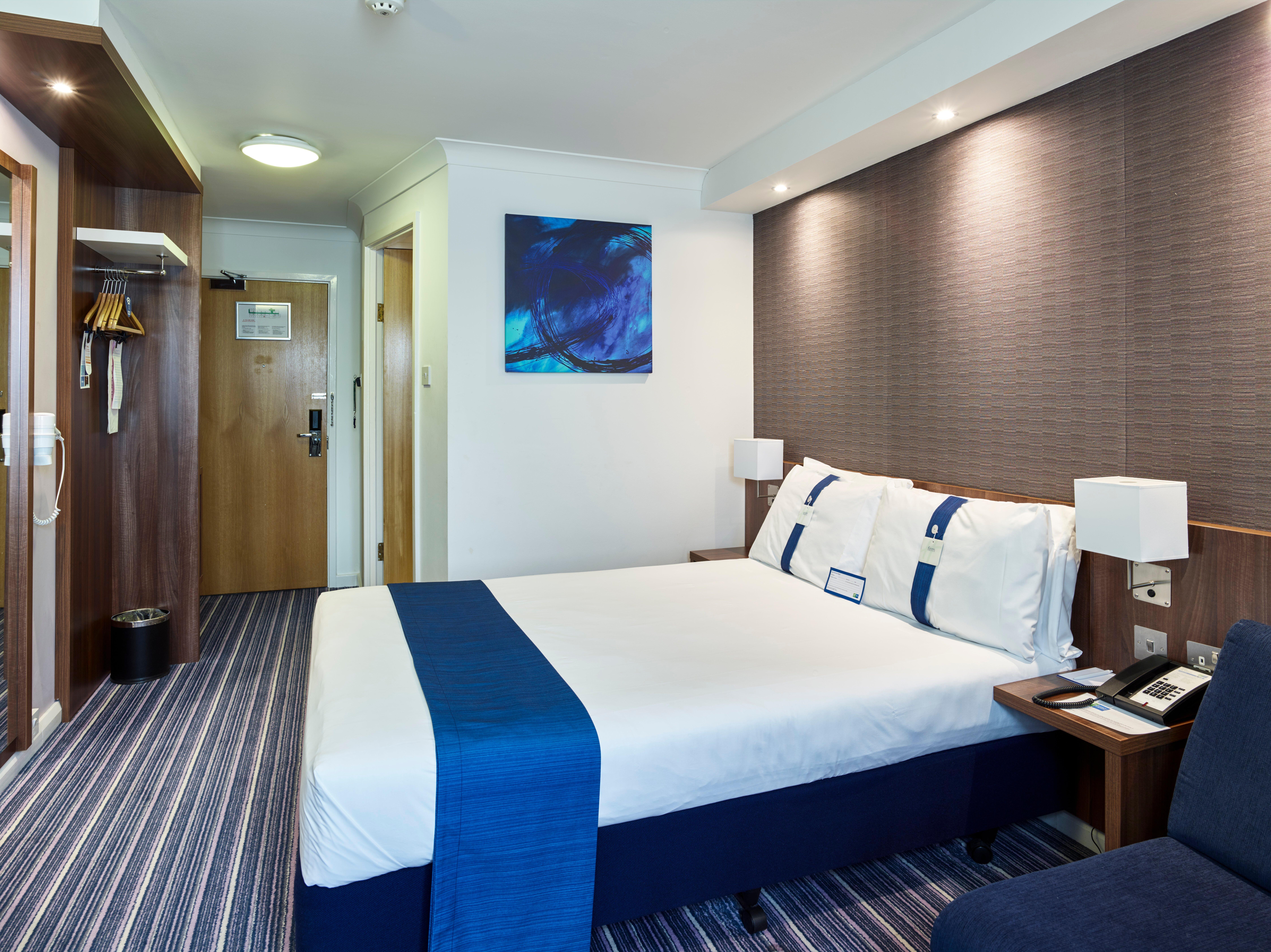Holiday Inn Express Glenrothes By Ihg Zewnętrze zdjęcie