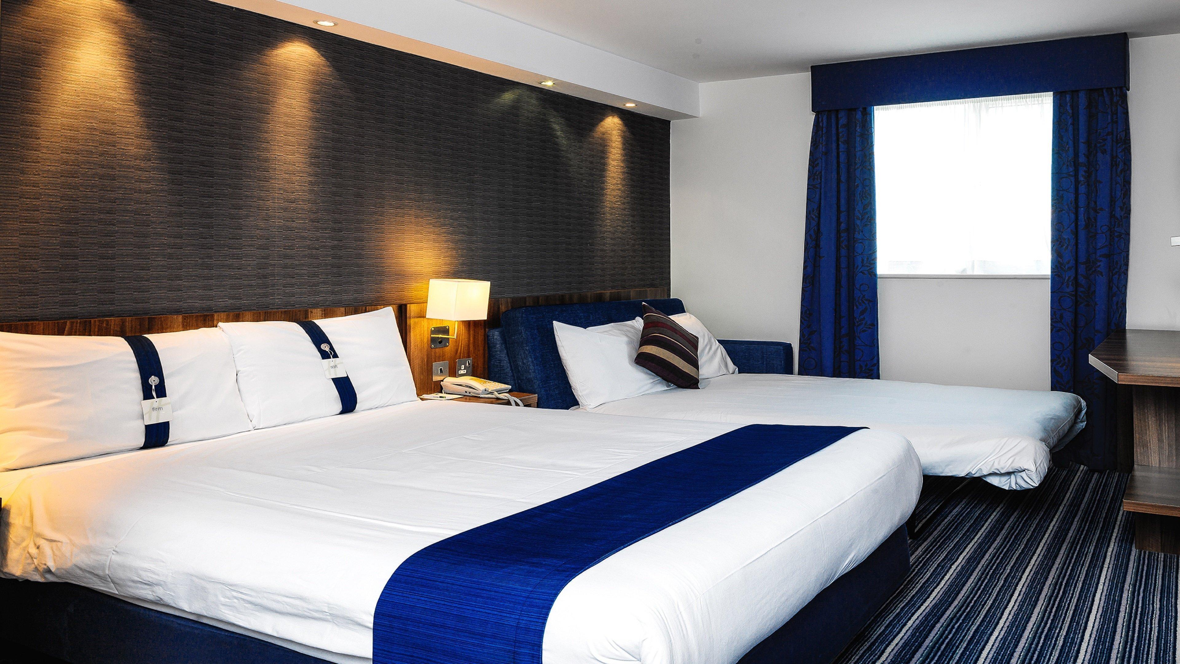 Holiday Inn Express Glenrothes By Ihg Zewnętrze zdjęcie
