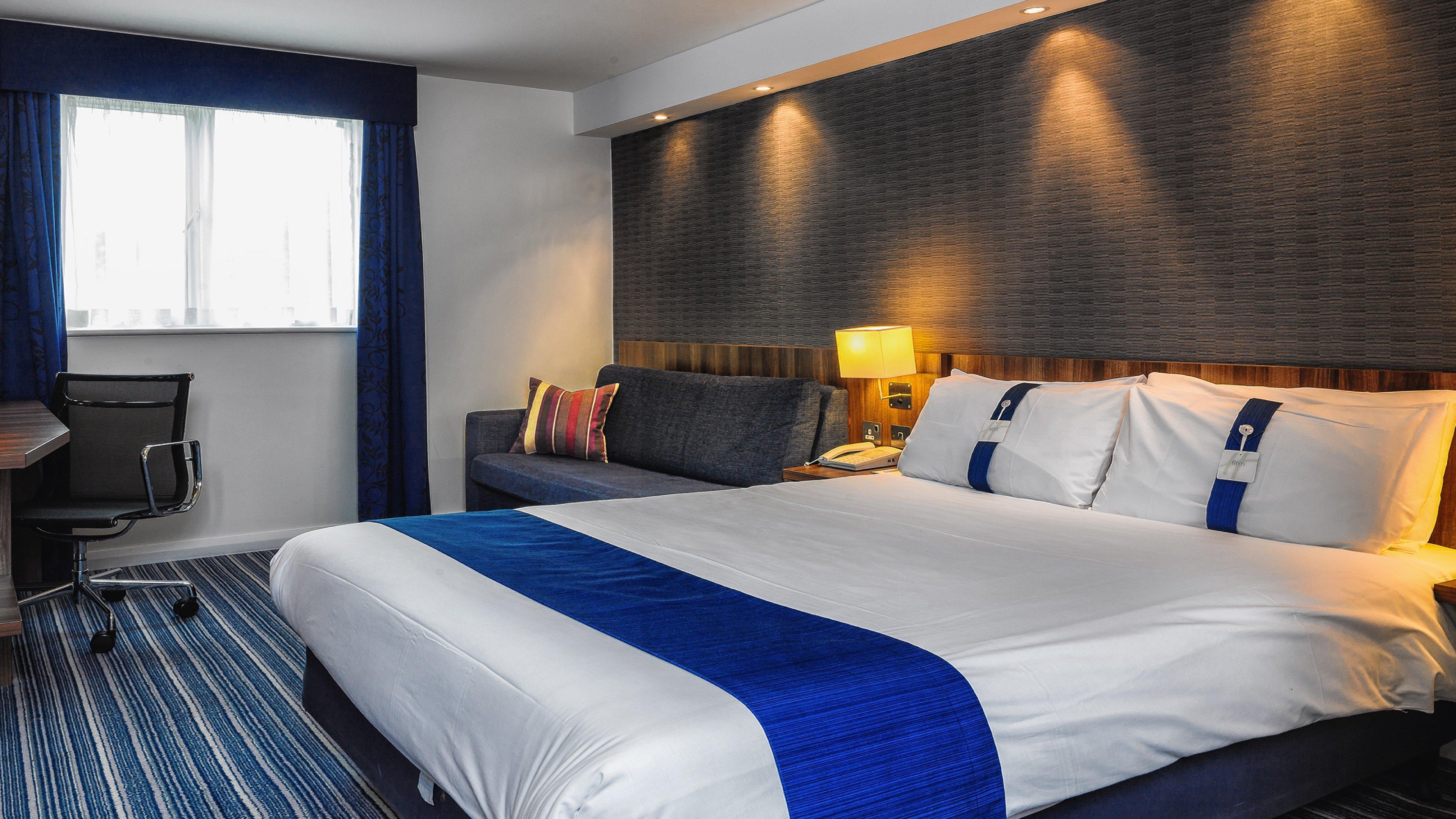 Holiday Inn Express Glenrothes By Ihg Zewnętrze zdjęcie