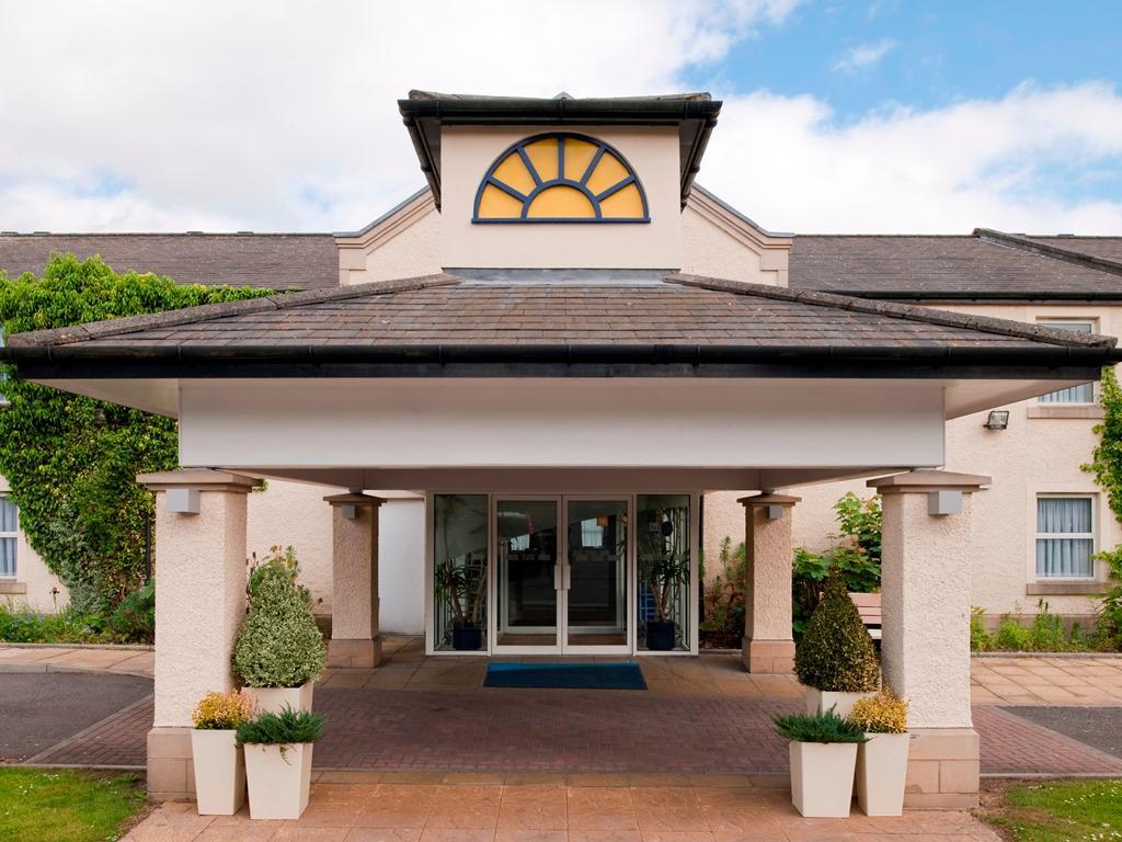 Holiday Inn Express Glenrothes By Ihg Zewnętrze zdjęcie