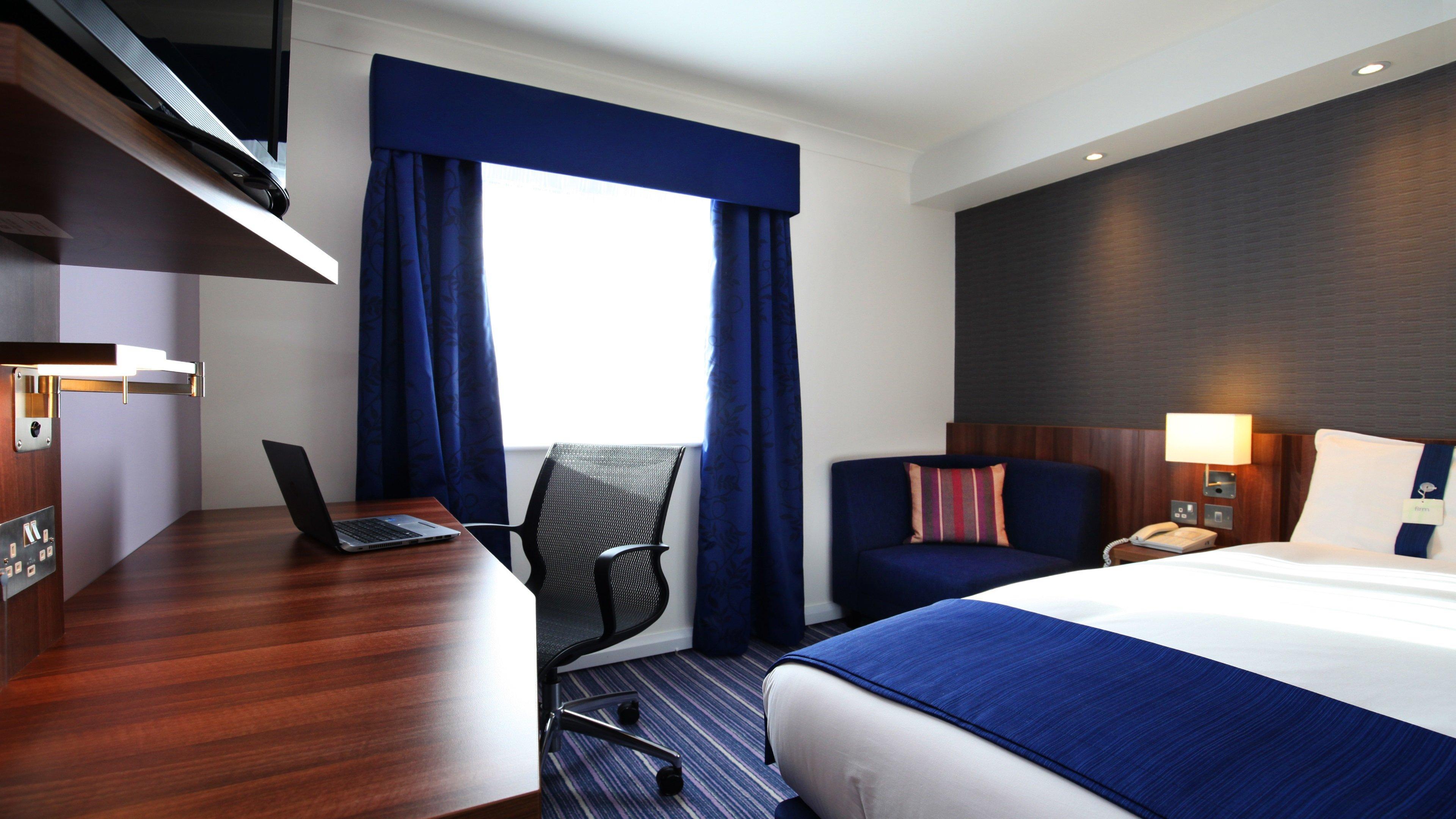 Holiday Inn Express Glenrothes By Ihg Zewnętrze zdjęcie