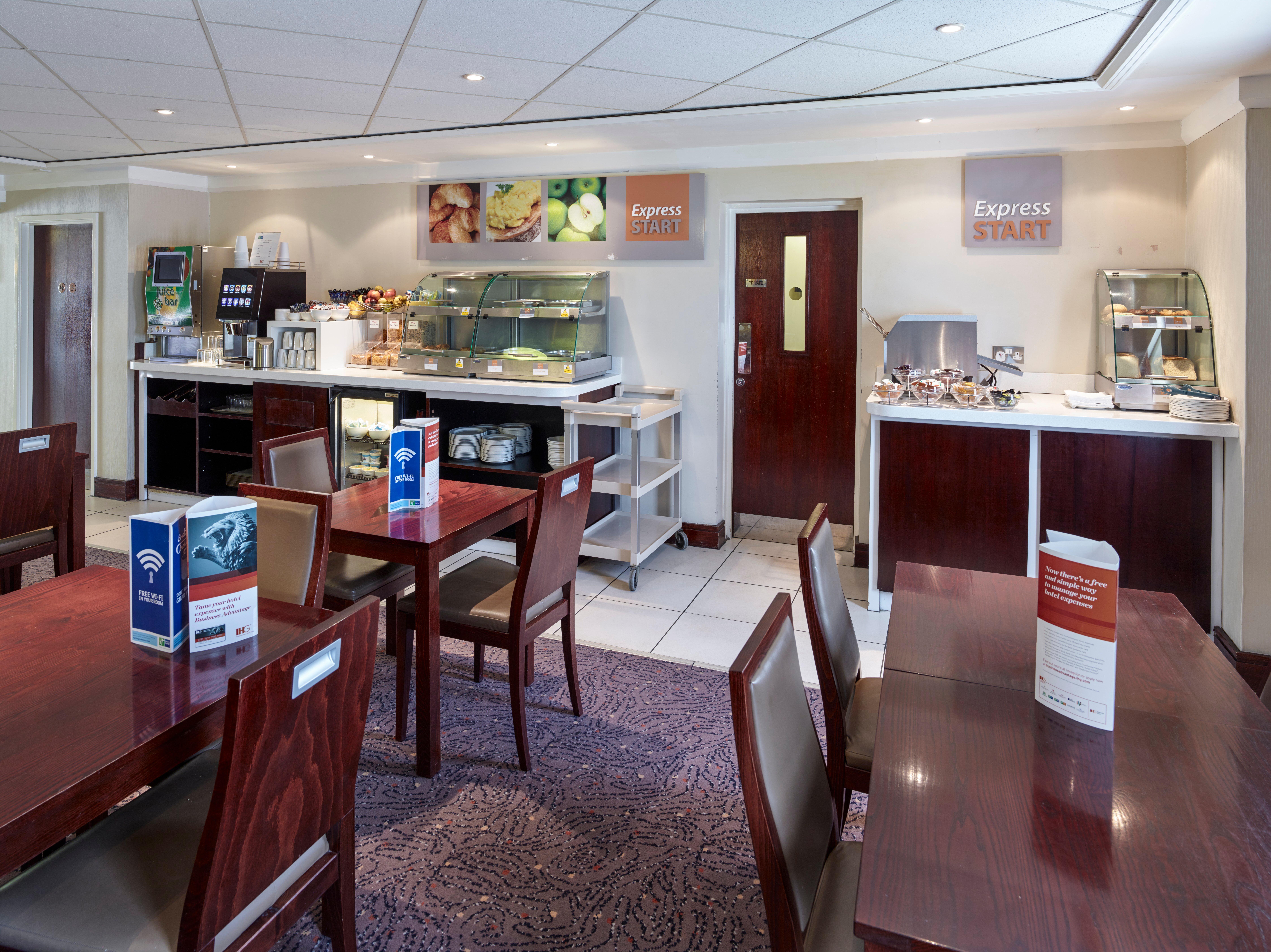 Holiday Inn Express Glenrothes By Ihg Zewnętrze zdjęcie