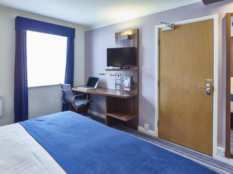 Holiday Inn Express Glenrothes By Ihg Zewnętrze zdjęcie